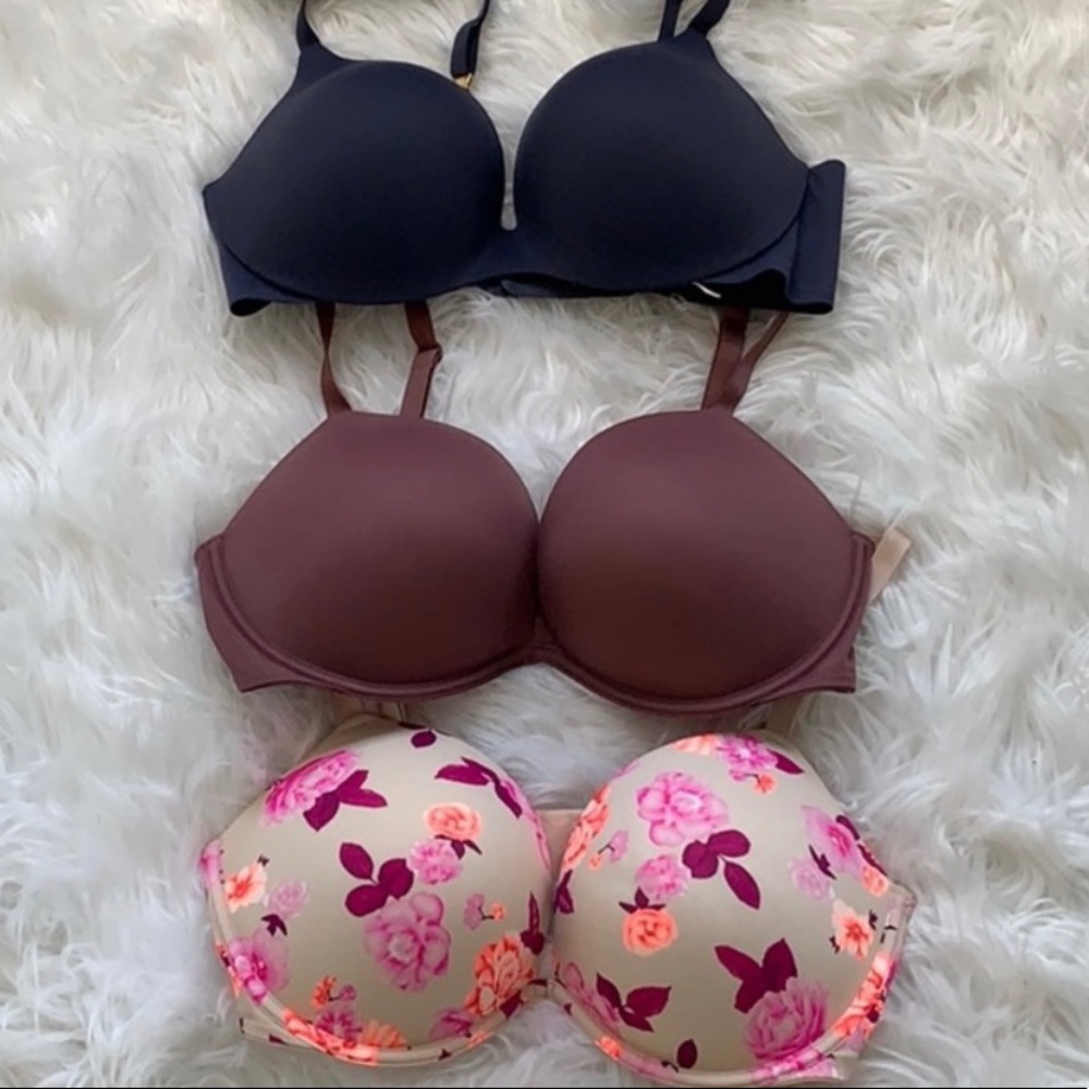 Victoria Secret / Pink Collection Bras  36DD - X3